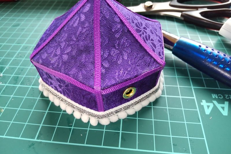 ハトメ空きが完成した頭襟