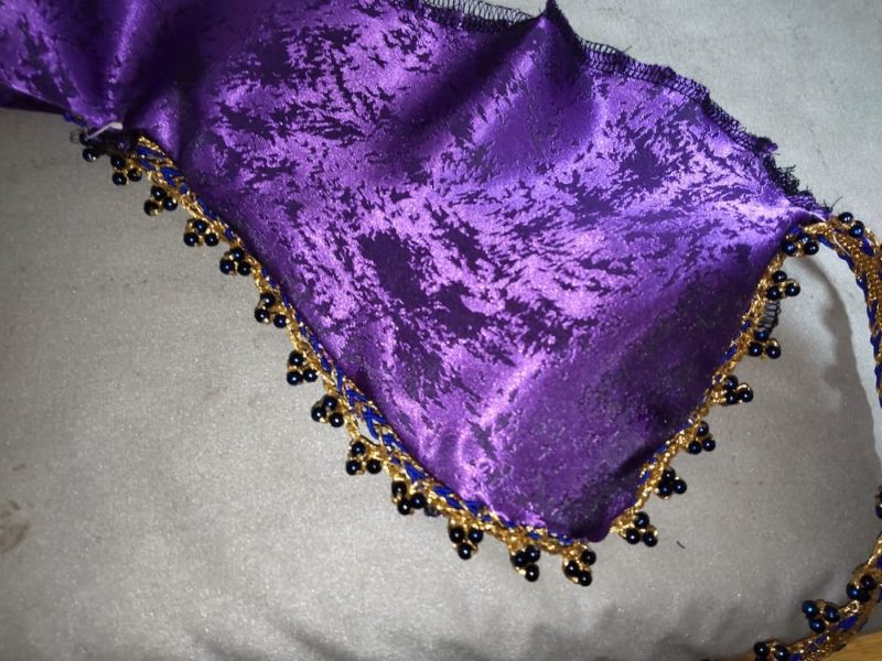 ラメブレードをつけた髪飾り