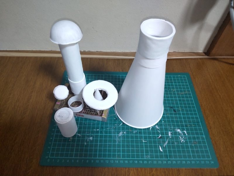 塗装前のルナティックガンの各パーツ