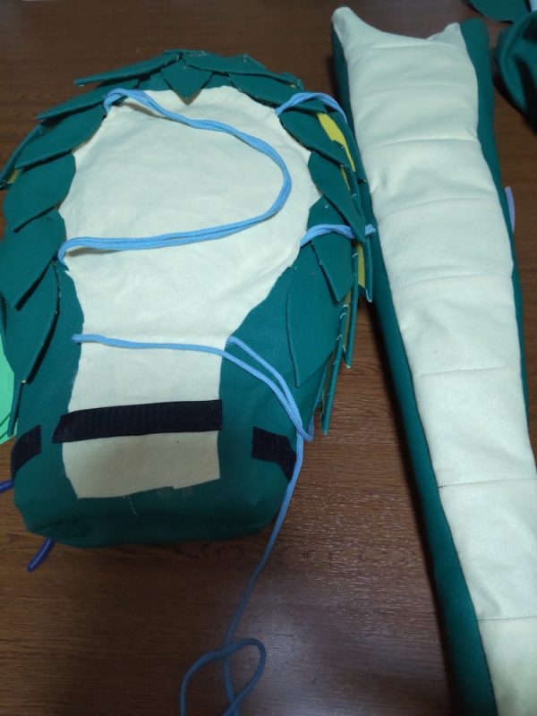 甲羅のフェルトがついた裏側